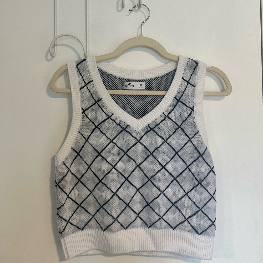 Sweater Vest